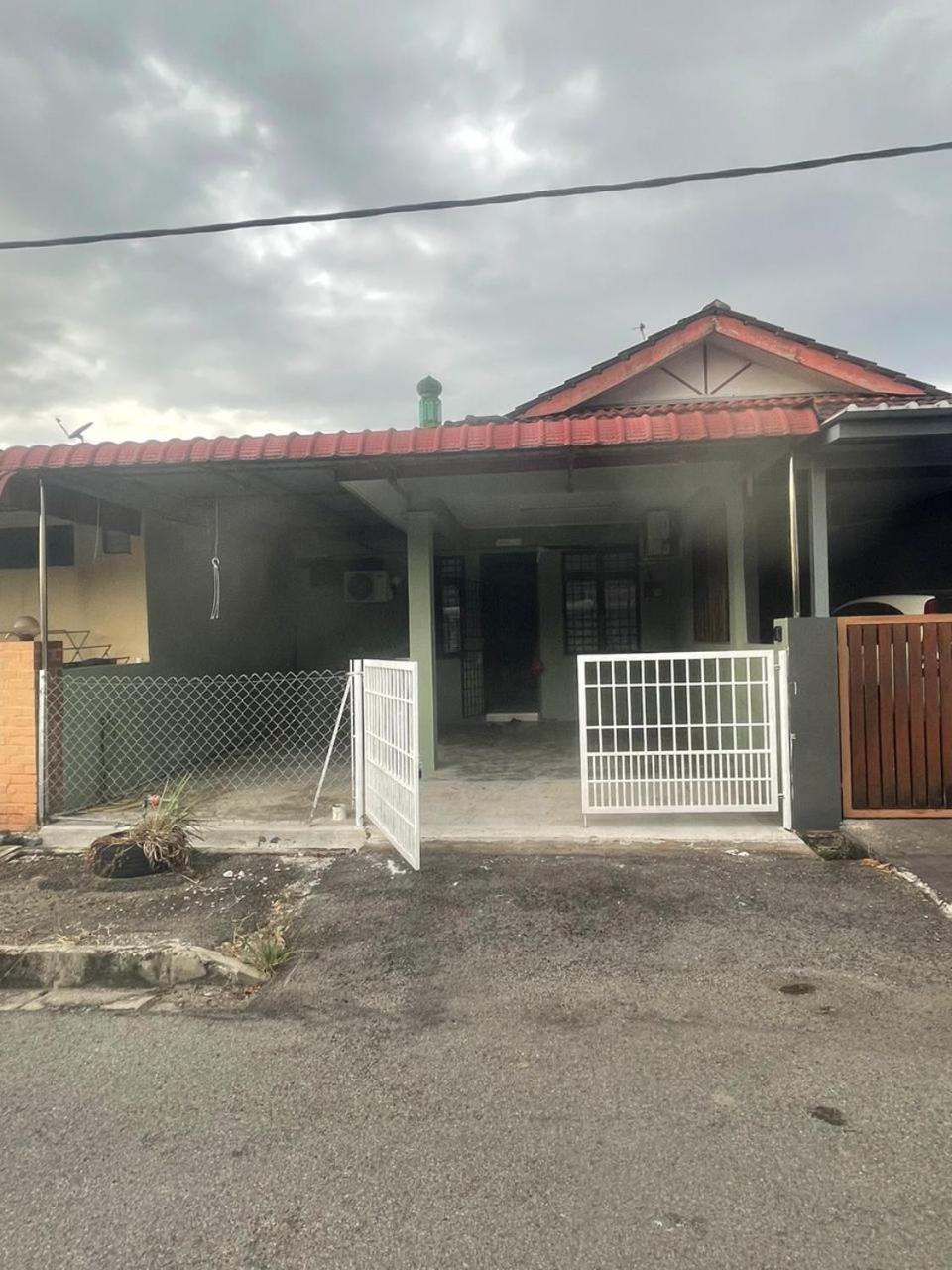 Salam Apartemen *